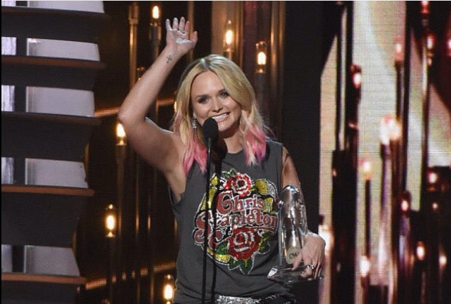 MIRANDA LAMBERT X CMA AWARDS NOVEMBER 2015