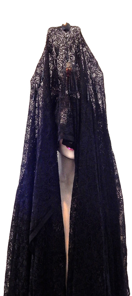 GLASGOW GRIN MANTILLA