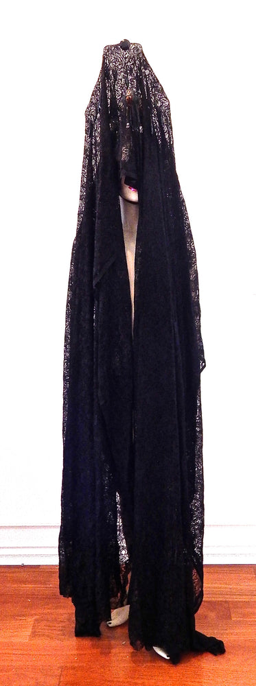 GLASGOW GRIN MANTILLA