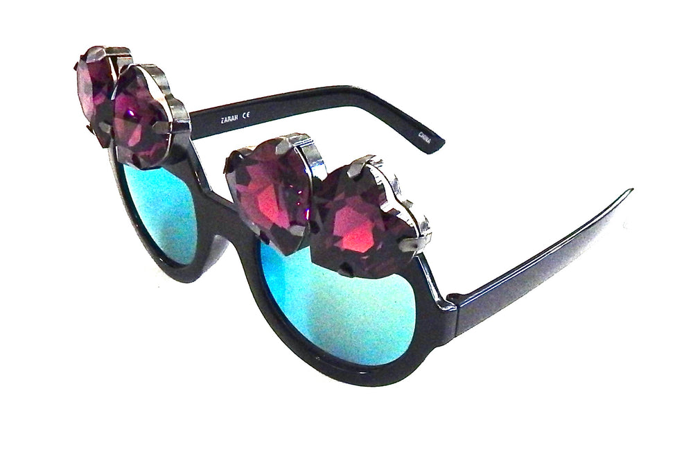 HEART THROB HOWLER WILDE CATERPILLAR GLASSES