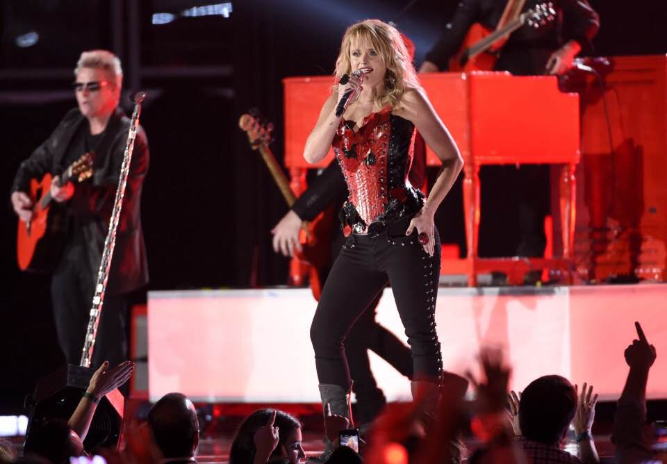 MIRANDA LAMBERT X ACM AWARDS APRIL 2015