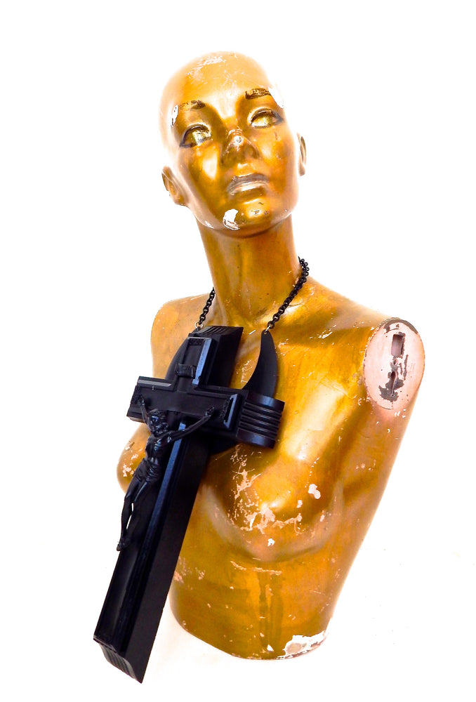 JUDAS ALTAR NECKLACE