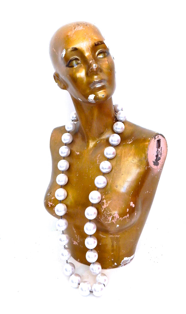 JUMBO WHITE PEARL LONG NECKLACE