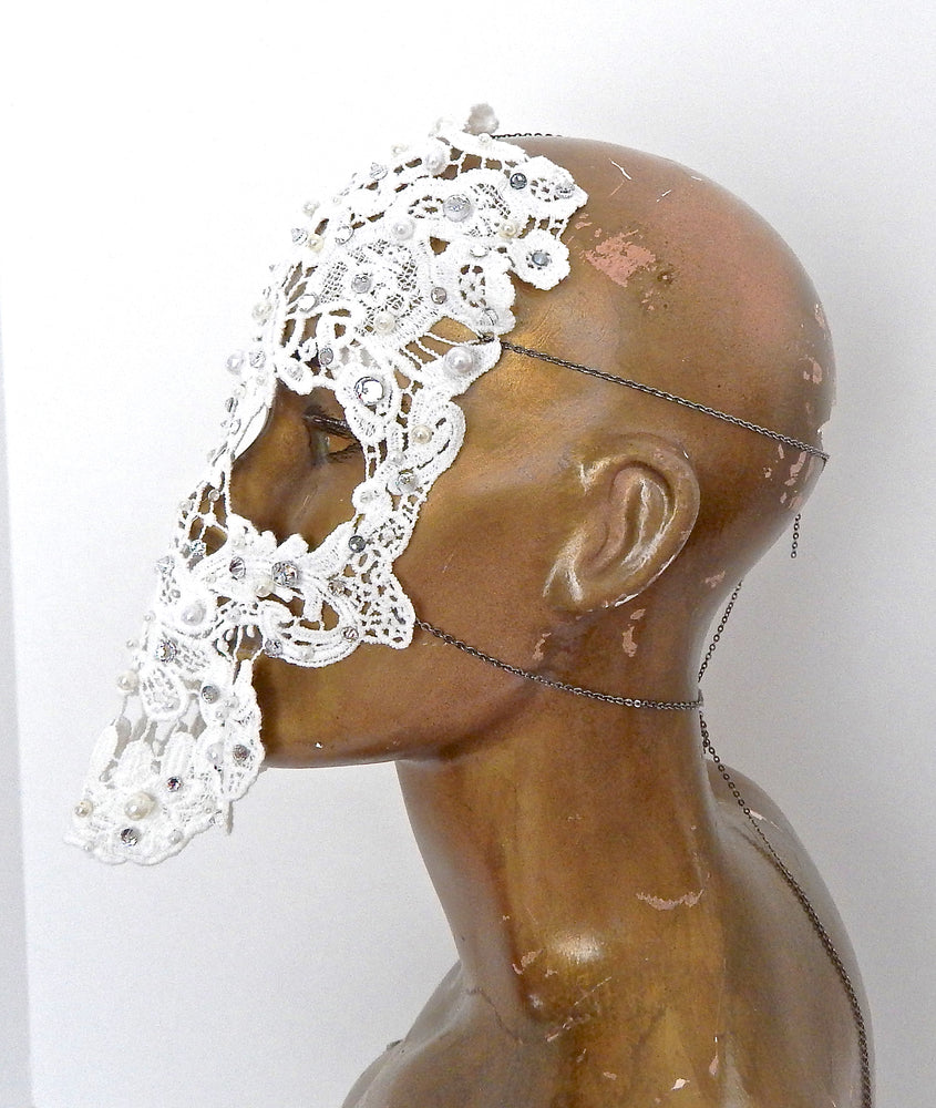 MUERTA LACE MASK