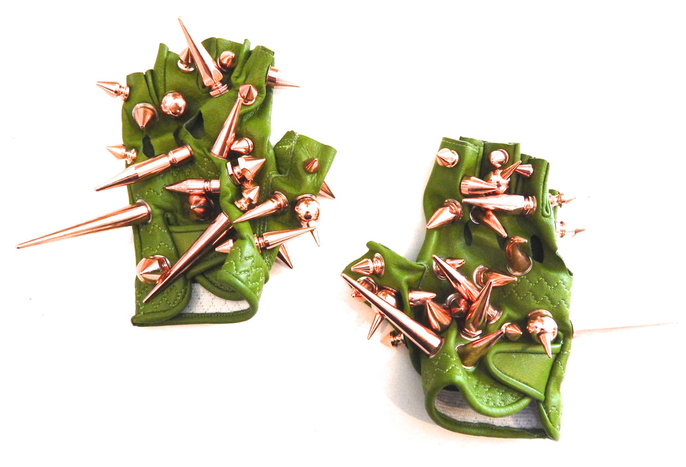 ROMANTICA SPIKE GLOVES