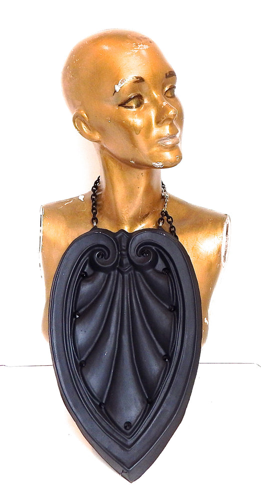 RUSSIAN NATASHA SHIELD NECKLACE