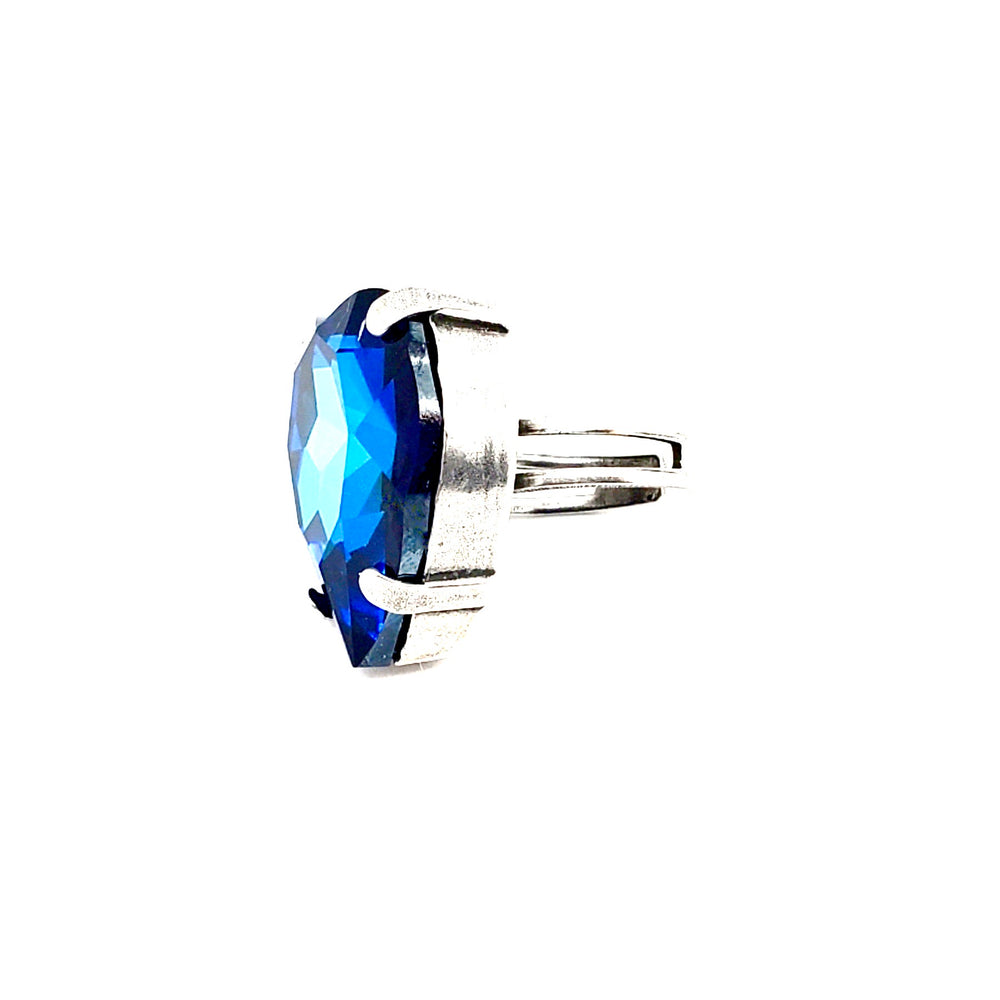 HEART THROB SAPPHIRE HEART RING