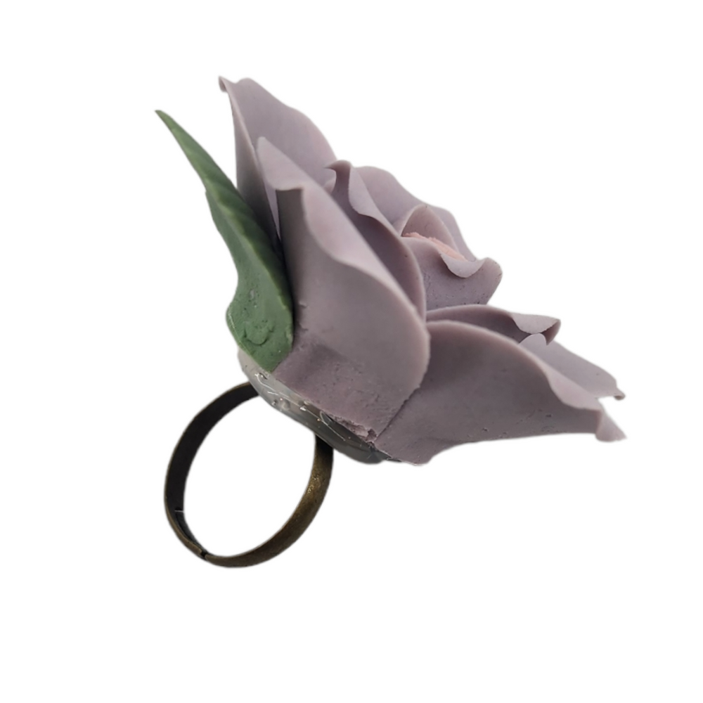 PLUM DANDY ROSE RING