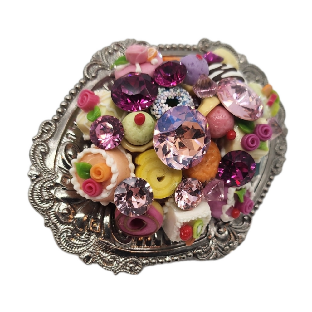 BAD CAKE YOU ROYAL RING