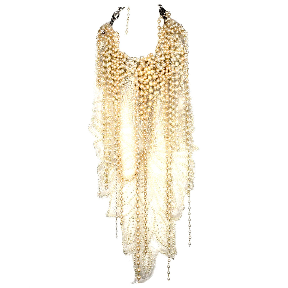 DANGEROUS LIAISONS LACE DRIP NECKLACE