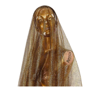 NINA VEIL
