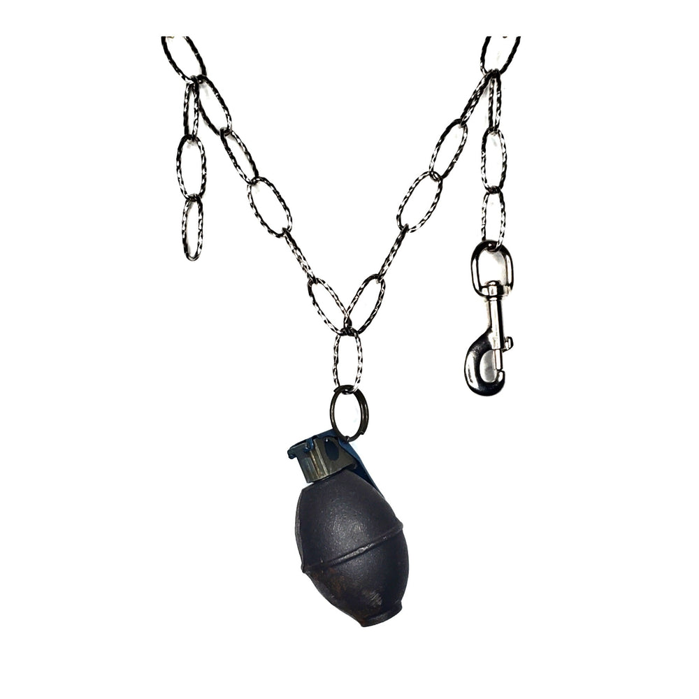 GRENADE TRENCH NECKLACE 2
