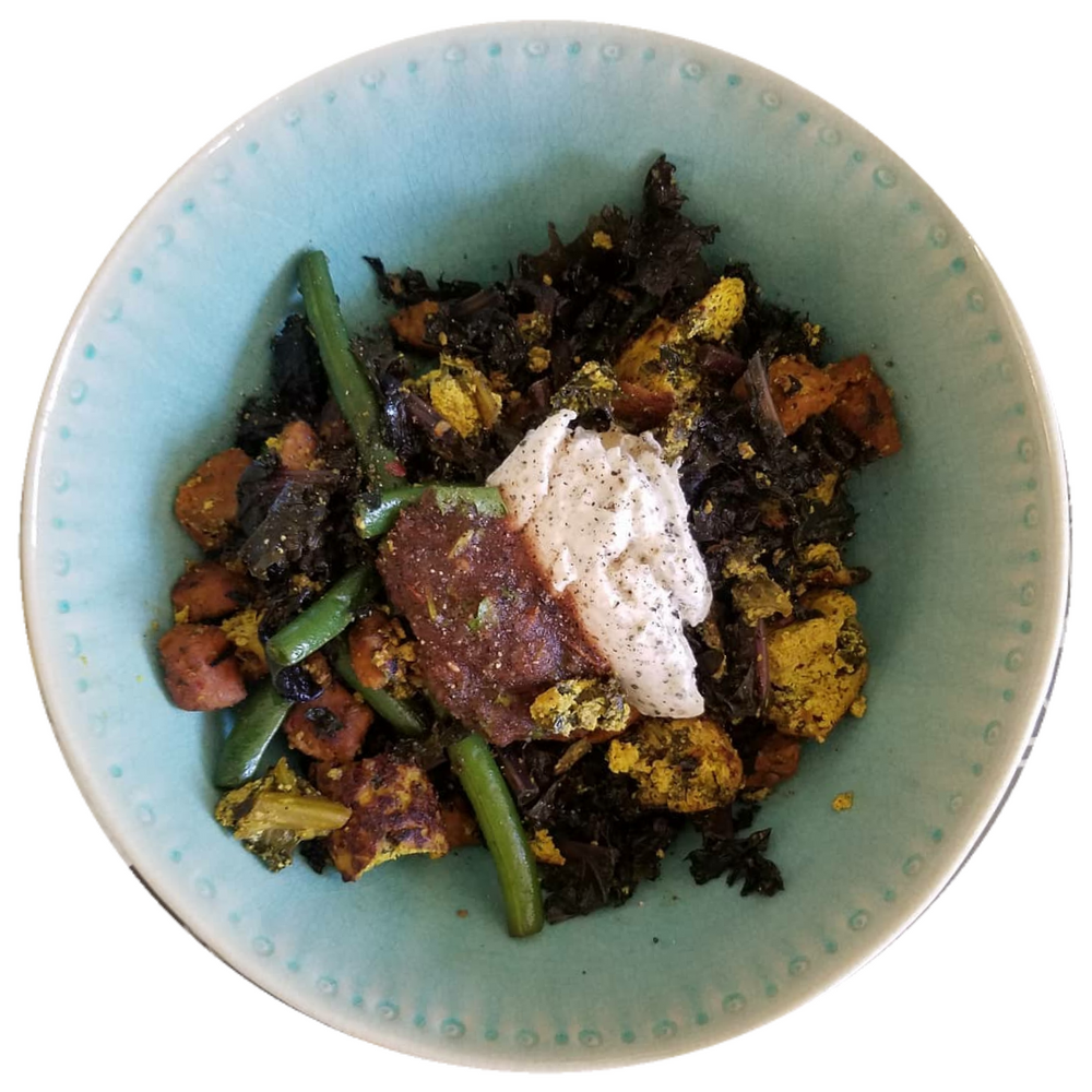 KALE EGG CHEESE SALSA GREEN BEAN SAUSAGE BOWL