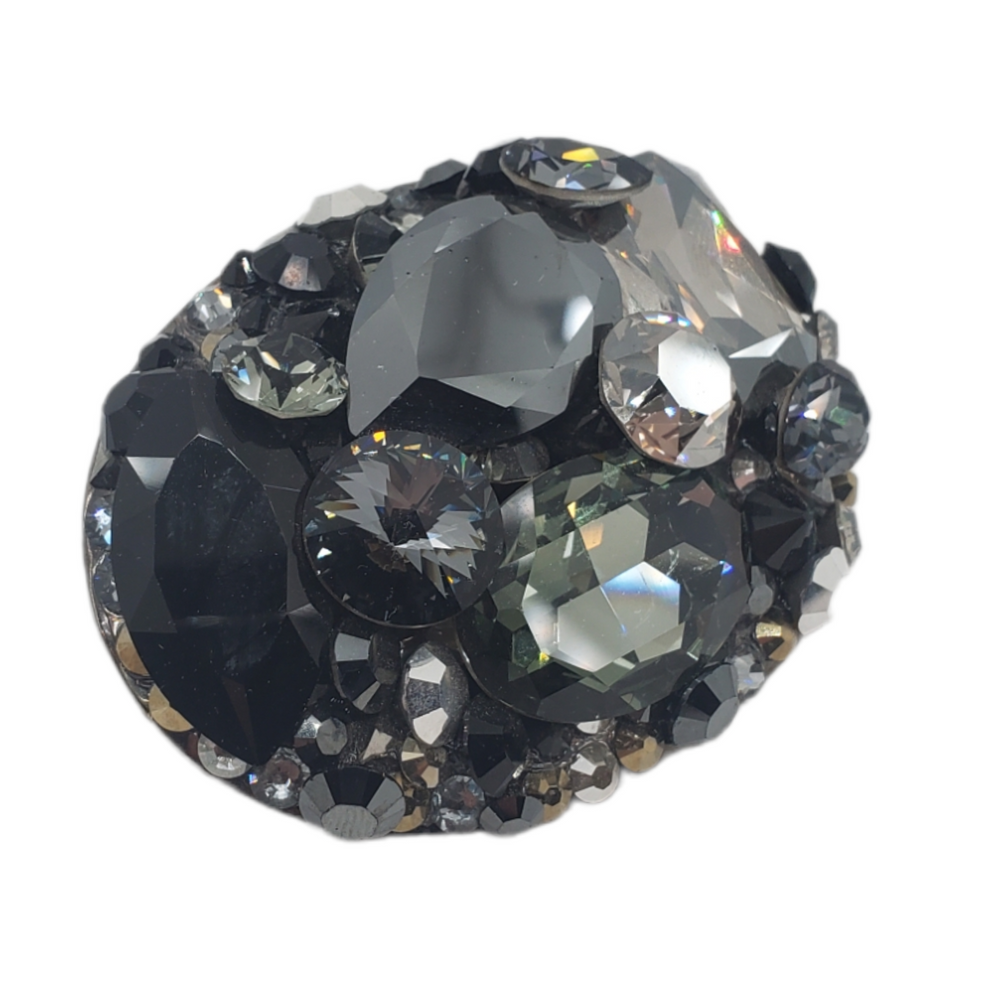 BLACK CAVIAR DIVINE RING