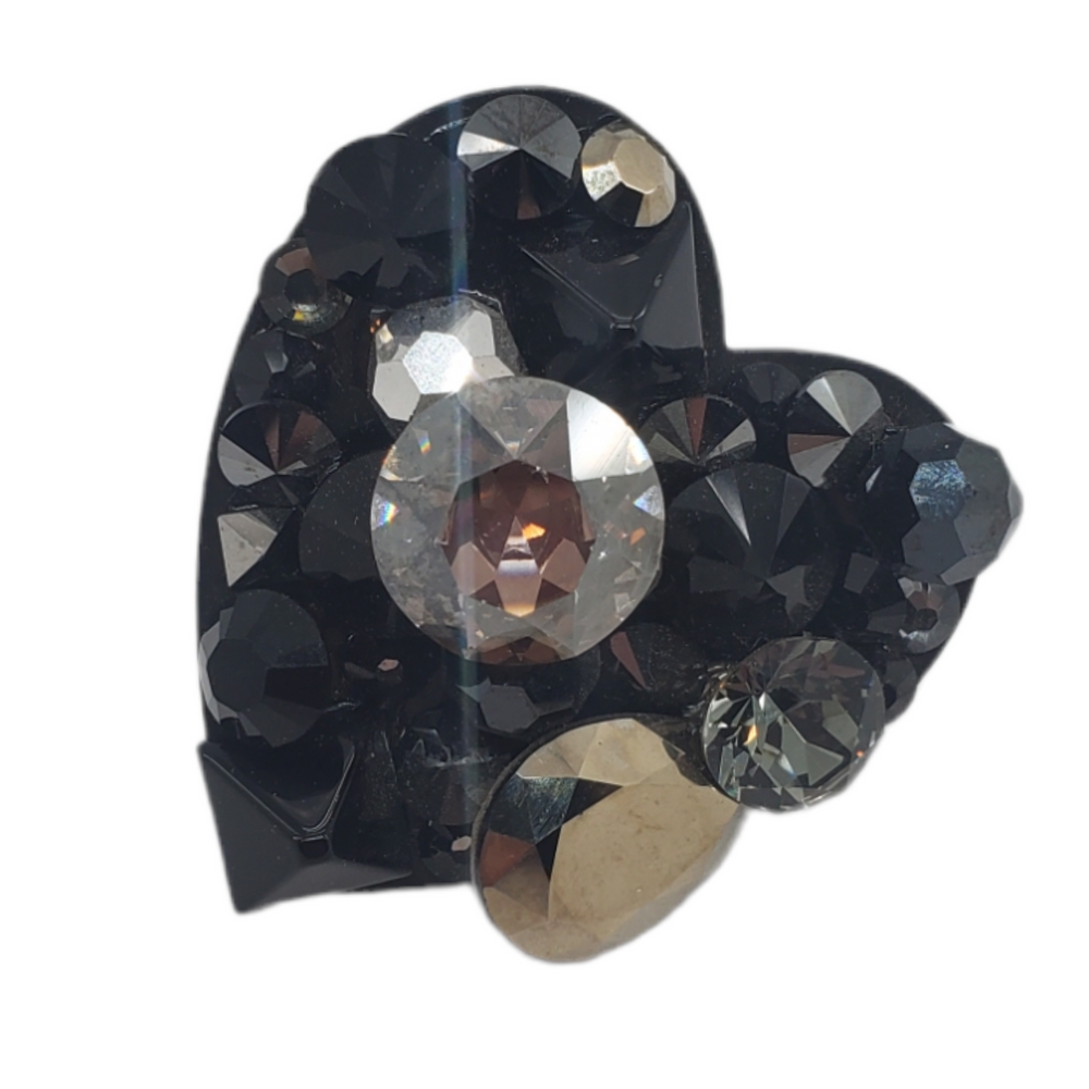 BLACK CAVIAR SMALL HEART RING