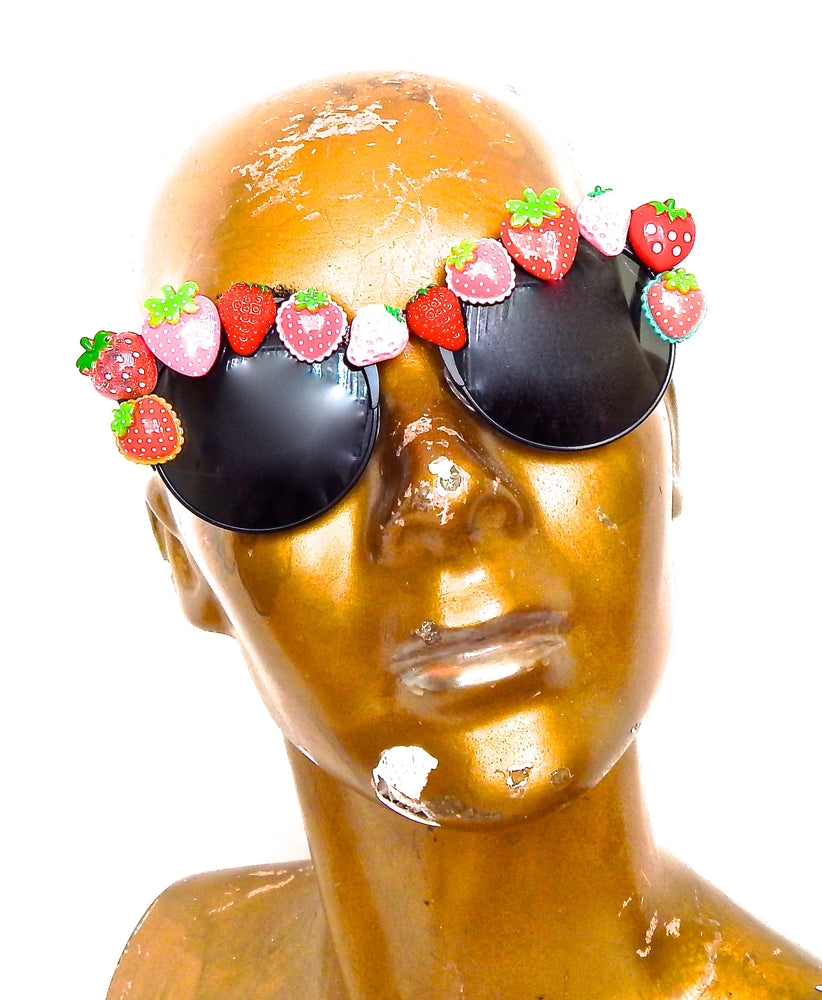 STRAWBERRY BLONDE COCO GLASSES