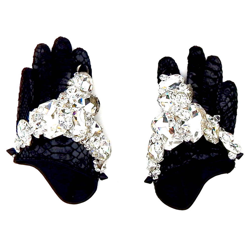 SCANDALOUS SNAKE GLOVES