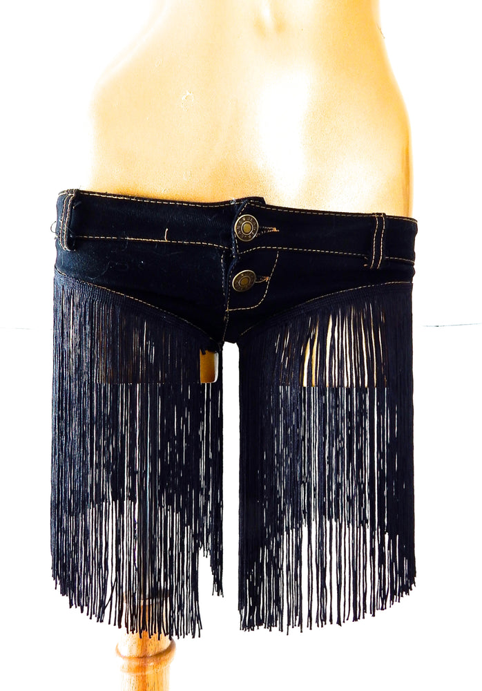 SHOWPONY FRINGE SHORTS