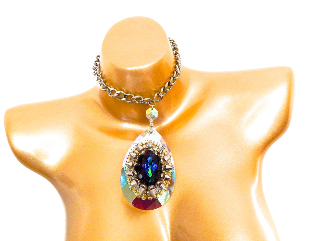 SPHINX DROP NECKLACE