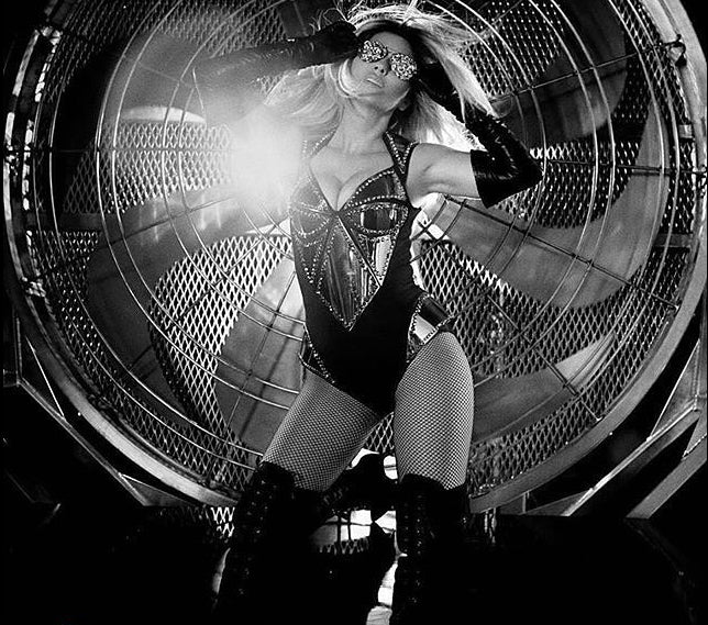 SHANIA TWAIN ROCK THIS COUNTRY TOUR MARCH 2015