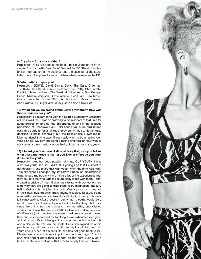 DARK BEAUTY MAGAZINE