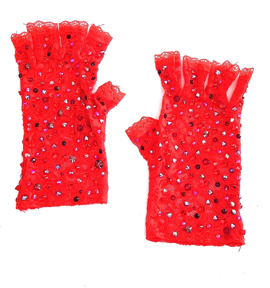 THIS MEANS WAR GLOVES