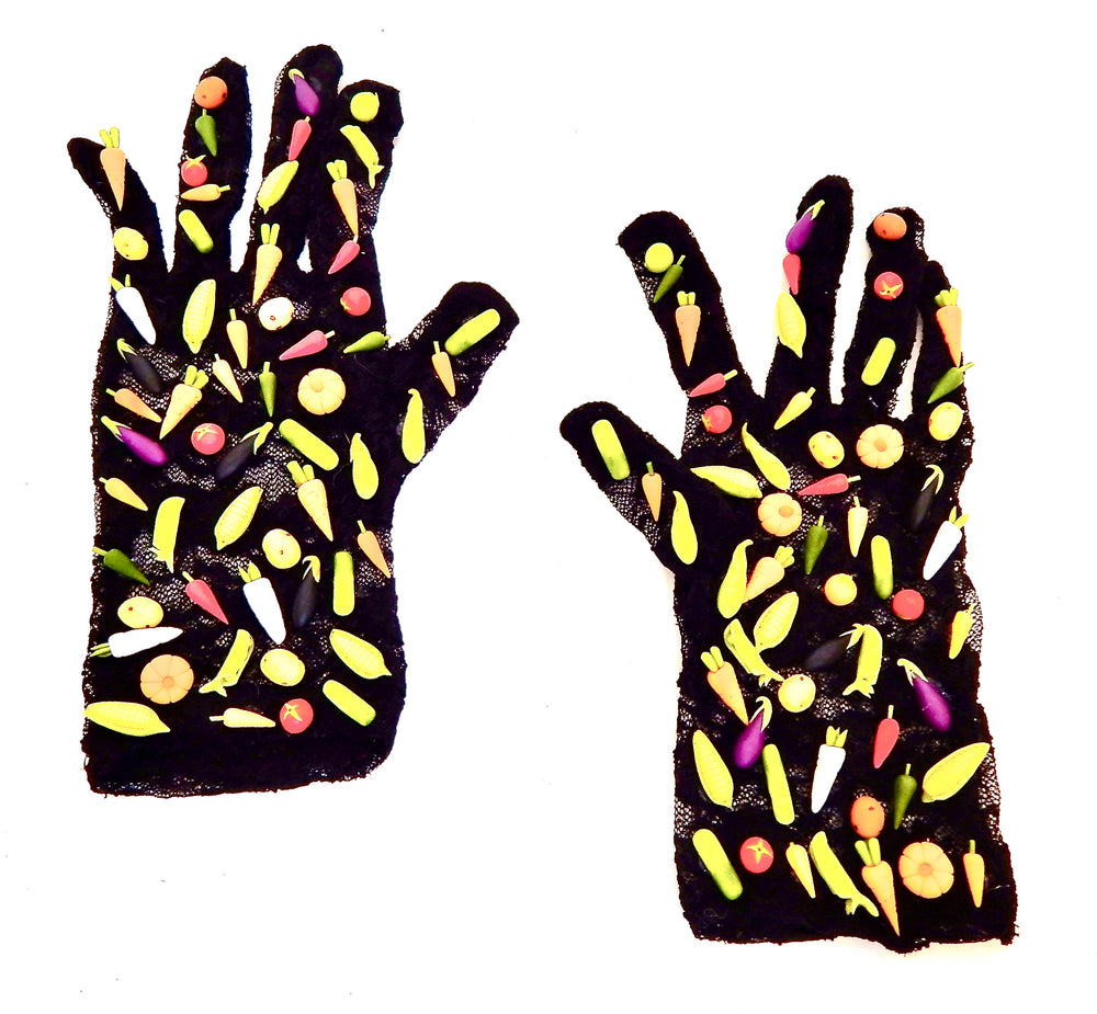 VEGINOMONON GLOVES