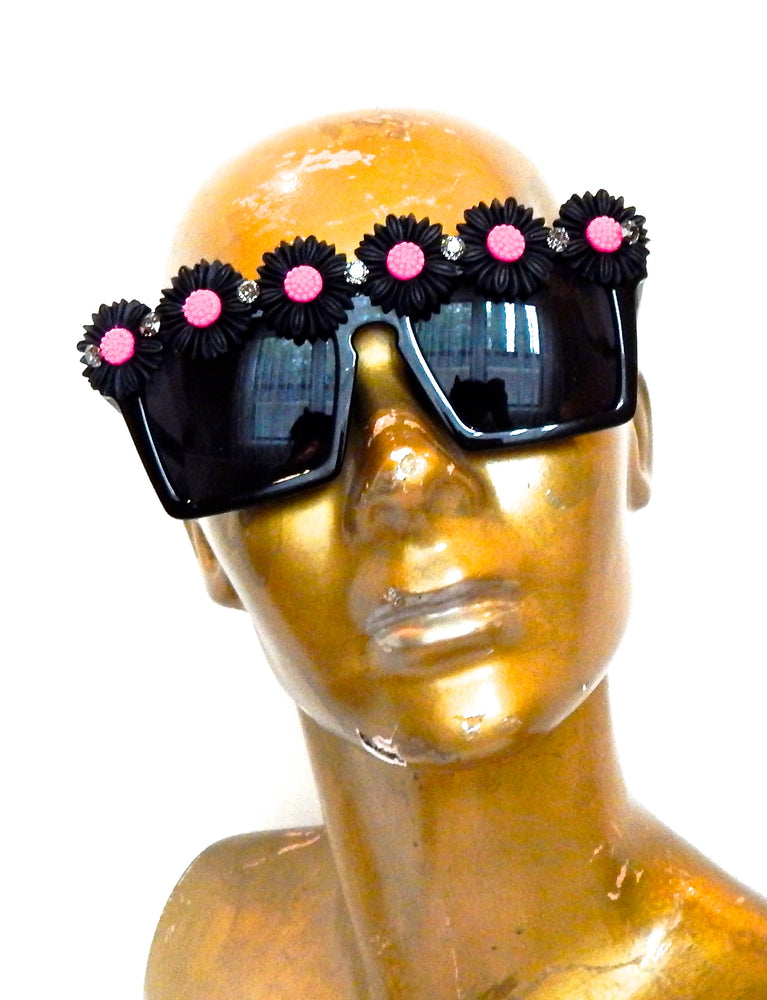 WICKED GARDEN VICE GLASSES