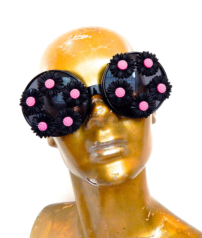 WICKED GARDEN RODEO QUEEN GLASSES