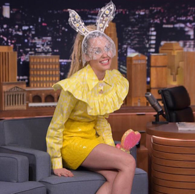 MILEY CYRUS X THE TONIGHT SHOW WITH JIMMY FALLON OCTOBER 2015