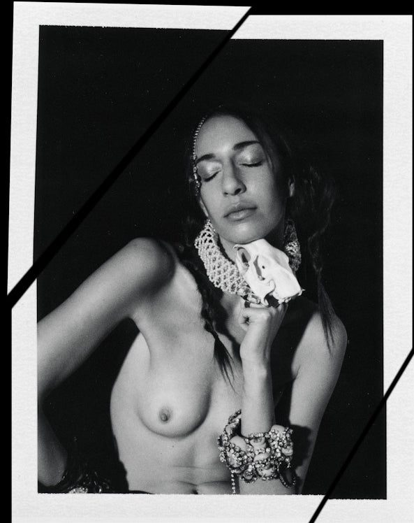 METAL PEARL BONE APRIL 2012