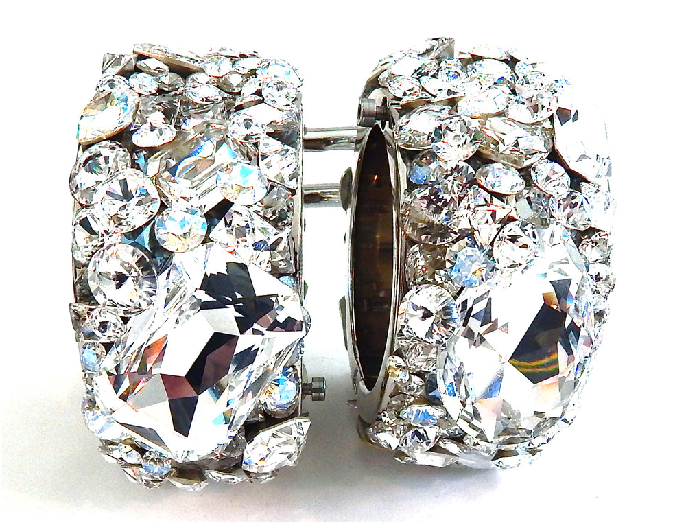 SCANDALOUS RESTRAINT CUFFS