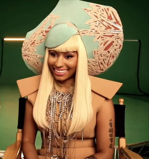 NICKI MINAJ & WILL.I.AM "CHECK IT OUT" VIDEO SEPTEMBER 2010